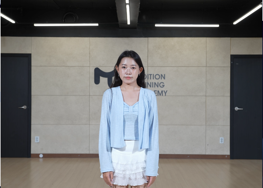 胡芮畅호예창/163cm 47kg 2011